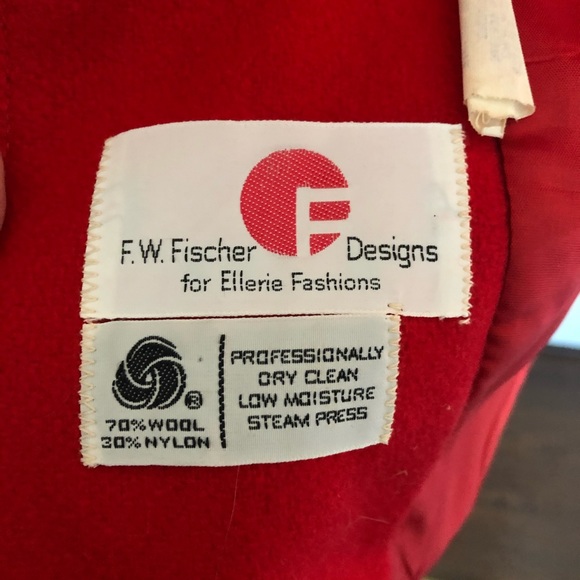 Vintage red military style pea coat - Picture 3 of 8